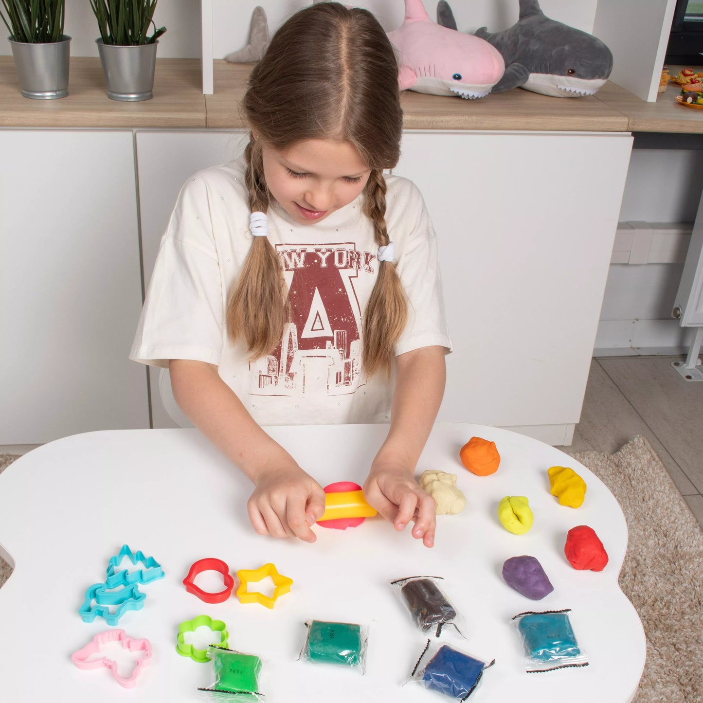 Genio kids plastilinas - modelinas 12 spalvų su formelėmis