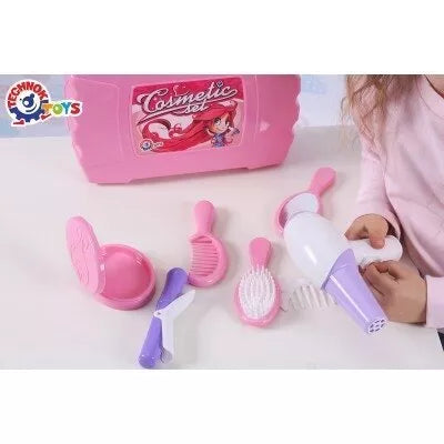Technok grožio rinkinys lagaminėlyje